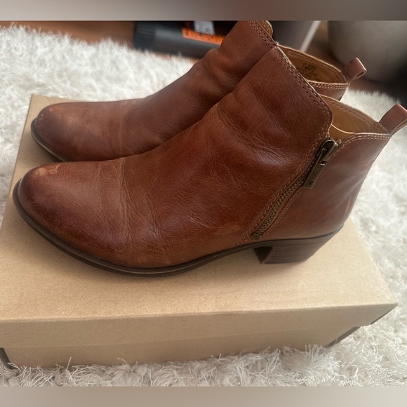 Lucky Brand Basel Bootie Size 7.5 - Picture 7 of 12